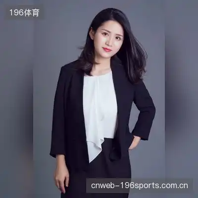 吴伟华